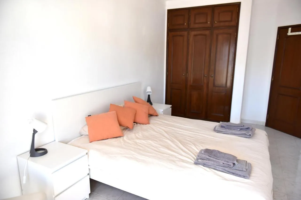Casa Franki - Stylish And Large Beach Apartment In Algarve Carvoeiro  Portugal