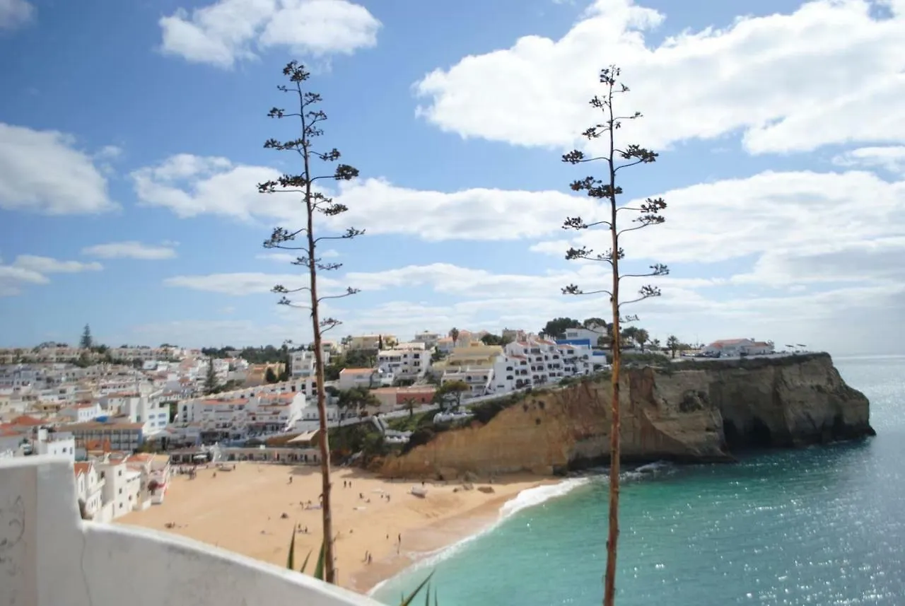 Casa Franki - Stylish And Large Beach Apartment In Algarve Carvoeiro